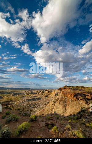 Bild aus dem Bereich der 'Badlands' als Schädel Creek Rim, rote Wüste, Sweetwater County, Wyoming, USA bekannt. Stockfoto