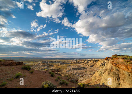 Bild aus dem Bereich der 'Badlands' als Schädel Creek Rim, rote Wüste, Sweetwater County, Wyoming, USA bekannt. Stockfoto