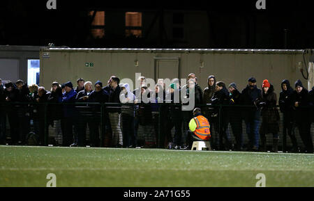 Yeovil Town Fans während der FA Cup vierten Qualifikationsrunde replay Gleiches an Coles Park Stadium, London. Stockfoto