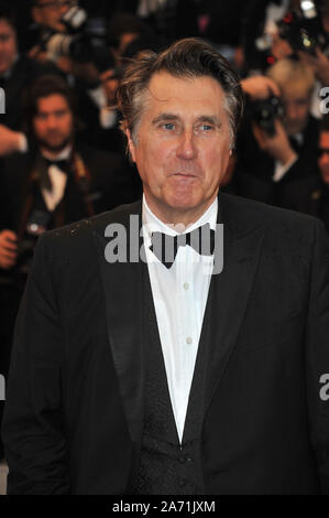 CANNES, Frankreich. Mai 15, 2013: Sänger Bryan Ferry bei der Premiere von "Der große Gatsby" die öffnung Film der 66th Festival de Cannes. © 2013 Paul Smith/Featureflash Stockfoto