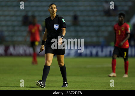 29. Oktober 2019; Bezerrao Stadion, Brasilia, Distrito Federal, Brasilien; FIFA U-17-Weltmeisterschaft 2019 in Brasilien, Angola gegen Kanada; Schiedsrichter Claudia Umpierrez (uru) - Redaktionelle Verwendung Stockfoto