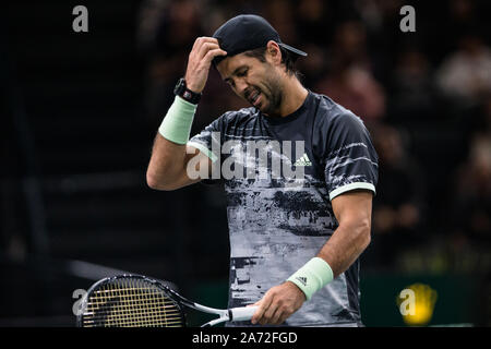 Paris. 29 Okt, 2019. Fernando Verdasco Spanien reagiert in der zweiten Runde gegen Alexander Zverev von Deutschland am Rolex Paris Masters 1000 an der AccorHotels Arena in Paris, Frankreich, 29. Oktober 2019 statt. Credit: Aurelien Morissard/Xinhua/Alamy leben Nachrichten Stockfoto