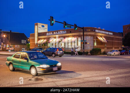 One Eleven Chop House Restaurant in Shrewsbury Straße in Worcester, MA Stockfoto