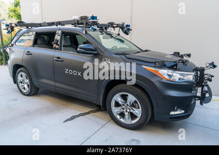 19 Okt, 2019 Menlo Park/CA/USA - Zoox selbst Fahren des Fahrzeugs am SLAC Community Day präsentiert; Zoox hat auf eine völlig neue Autom. Stockfoto