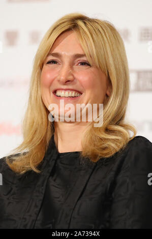 Oktober 29, 2019. 29 Okt, 2019. Julie Gayet, 29. Oktober 2019 - Die 32. Tokyo International Film Festival, Jury Pressekonferenz in Tokio, Japan am 29. Oktober 2019. Credit: 2019 TIFF/LBA/Alamy leben Nachrichten Stockfoto