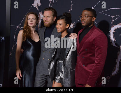 Los Angeles, USA. 29 Okt, 2019. Sarah Ferguson, Ewan McGregor, Kyliegh Curran, Zachary Momoh 123 besucht die Premiere von Warner Bros Pictures' 'Doctor Schlaf' bei Westwood Regency Theater am 29. Oktober 2019 in Los Angeles, Kalifornien Quelle: Tsuni/USA/Alamy leben Nachrichten Stockfoto