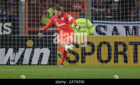 Bielefeld, Deutschland. 30 Okt, 2019. firo: 29.10.2019, Fußball, Fußball: DFB-Pokal, Saison 2019/2020, Arminia Bielefeld - FC Schalke 04 2:3 Alexander Nubel, EINZELAKTION | Verwendung der weltweiten Kredit: dpa/Alamy leben Nachrichten Stockfoto