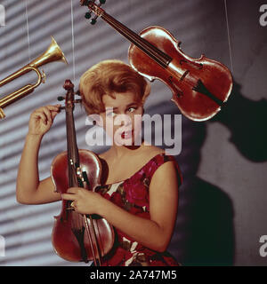 Conny und Peter machen Musik, Deutschland 1960, Regie: Werner Jacobs Darsteller: Cornelia Conny Froboess Stockfoto