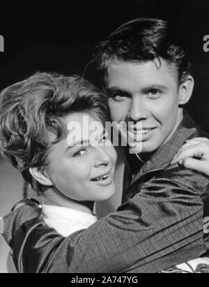 Conny und Peter machen Musik, Deutschland 1960, Regie: Werner Jacobs Darsteller: Cornelia Conny Froboess, Peter Kraus Stockfoto