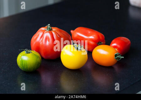Auswahl von reifen Tomaten Stockfoto