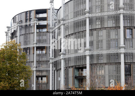 Neues Gehäuse im Gasspeicher Park, King's Cross, London Stockfoto