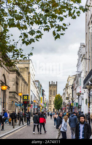 Bold Street, Liverpool, Großbritannien. Käufer im hektischen Stadtzentrum retail District. Stockfoto