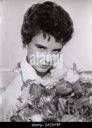 Corny Collins, deutsche Theater- und Filmschauspielerin, Deutschland 1960. Deutsche Theater und Film Schauspielerin Corny Collins, Deutschland 1960. Stockfoto