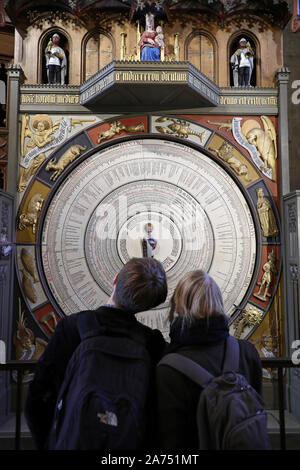 In der Kathedrale von Lund gibt es eine astronomische Uhr, pendeluhr Mirabile Lundense, die dendrochronologische, historische und Archiv Termine bis 1422-25 datiert werden kann, d.h. wenn der Königin Filippa war der Gouverneur von Schweden, Dänemark und Norwegen. Foto Jeppe Gustafsson Stockfoto