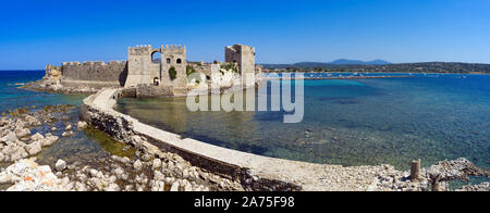 Foto vom Schloss von Methoni, einem öffentlichen arhcaeological Ort, Wahrzeichen der griechischen Erbes in der Peloponnes. Stockfoto