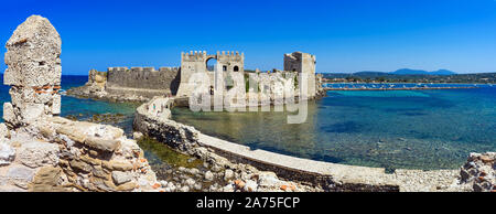 Foto vom Schloss von Methoni, einem öffentlichen arhcaeological Ort, Wahrzeichen der griechischen Erbes in der Peloponnes. Stockfoto