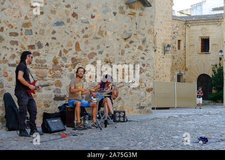 Gaukler in der Altstadt. Cáceres, Extremadura. Sapin Stockfoto