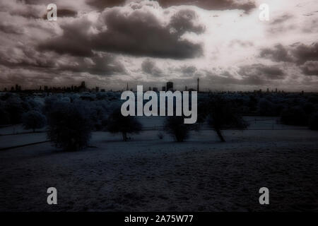 Infrarote Bild - Ansicht von Primrose Hill, London - England - Großbritannien Stockfoto
