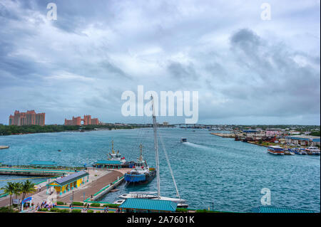 Nassau, Bahama-September 21,2019: Ansichten von Paradies und New Providence Inseln, von an Bord eines Kreuzfahrtschiffes im Hafen von naussa Prince George Stockfoto