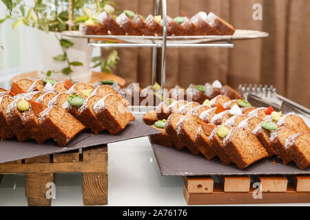 Catering Service. Karotte Kürbistorte bei Ereignis Stockfoto