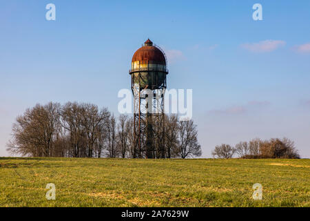 Die Lanstroper Ei, einen Wasserturm mit Stahl K-holzausbau in Dortmund, Lantsrop, außer Betrieb seit 1981, Sehenswürdigkeiten, Teil des industriellen Erbes Stockfoto