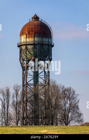 Die Lanstroper Ei, einen Wasserturm mit Stahl K-holzausbau in Dortmund, Lantsrop, außer Betrieb seit 1981, Sehenswürdigkeiten, Teil des industriellen Erbes Stockfoto