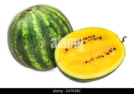 Wassermelone mit gelben Fleisch 3D Rendering mit realistischen Textur auf weißem Hintergrund Stockfoto