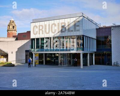 Das Crucible Theater in dem World snooker wm in Sheffield, Yorkshire England gehalten wird Stockfoto