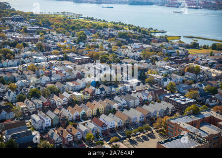 Luftaufnahme von Hubschrauber nach Manhattan, New York City. Stockfoto