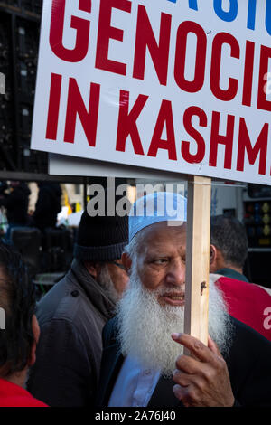 London, UK, 27. Oktober 2019, Rallye mit Solidarität mit kaschmirischen Volkes außerhalb außerhalb der Downing Street auf Diwali Tag, Stockfoto