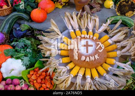 Obst und Gemüse auf dem Thanksgiving Altar, Thanksgiving, St. Kilian, Bad Heilbrunn, Oberbayern, Bayern, Deutschland Stockfoto