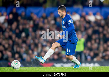 London, Großbritannien. 30 Okt, 2019. Mateo Kovacić von Chelsea während der efl Carabao Cup Runde 16 Spiel zwischen Chelsea und Manchester United an der Stamford Bridge, London, England. Foto von salvio Calabrese. Nur die redaktionelle Nutzung, eine Lizenz für die gewerbliche Nutzung erforderlich. Keine Verwendung in Wetten, Spiele oder einer einzelnen Verein/Liga/player Publikationen. Credit: UK Sport Pics Ltd/Alamy leben Nachrichten Stockfoto