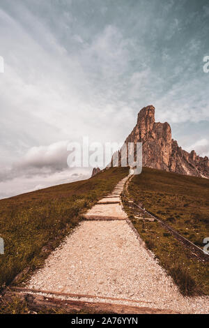 Panoramablick auf die Dolomiten, Giau Pass Stockfoto