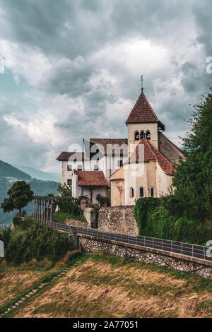 Pfarrkirche St. Peter in Tirol, Südtirol. Italien. Stockfoto