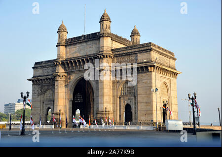Mumbai, Maharashtra, Indien - 12. April 2011: Südostasien-Gateway von Indien ist Indiens am meisten geschätzten Struktur, arch-Denkmal, das im Jahre 1924 gebaut wurde Stockfoto