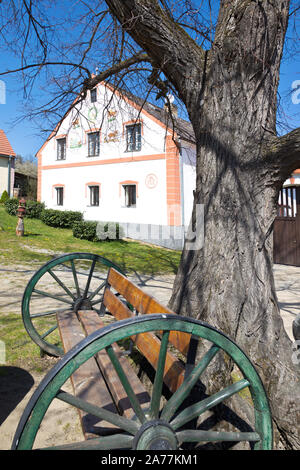 Vesnice Holasovice (UNESCO), selske baroko 19. stol., Jizni Cechy, Ceska Republika/Holasovice Dorf (UNESCO), Südböhmen, Tschechische Republik Stockfoto