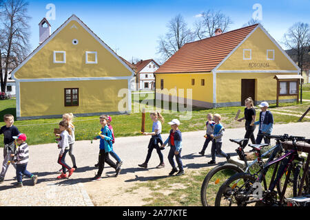 Vesnice Holasovice (UNESCO), selske baroko 19. stol., Jizni Cechy, Ceska Republika/Holasovice Dorf (UNESCO), Südböhmen, Tschechische Republik Stockfoto