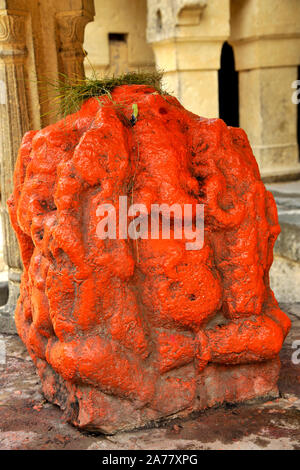 22.09.2012: Ambad, Maharashtra, Indien, Südostasien - Panchmukhi Lord Ganesh / Ganesha Elefantengott In side Khandoba Tempel vorangegangen Stockfoto