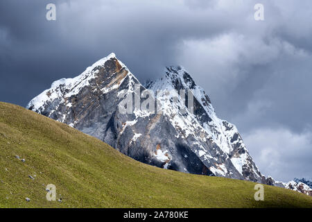 Rondon Berg Berge in der Cordillera Blanca, Peru Stockfoto