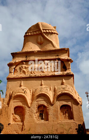 Beed, Maharashtra, Indien, Südostasien - Antike Flachrelief von Tiger Jagd gesehen an der Wall Jatashankar Tempel Beed - Stadt Stockfoto