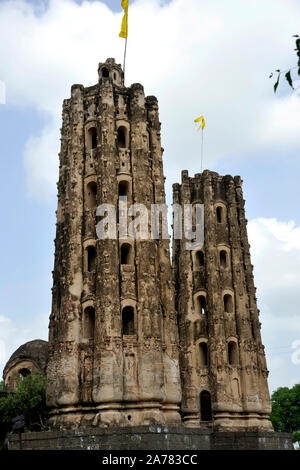 Beed, Maharashtra, Indien, Südostasien - Khandoba Tempel und Dipmala oder Lampe Türme an Beed - Stadt Stockfoto