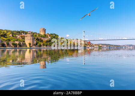 Blick auf die Burg und die zweite Rumelian Bosporus-brücke, Istanbul Stockfoto