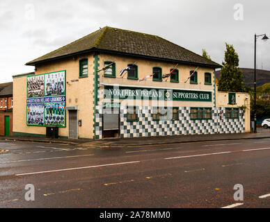 Politische Wandmalereien in Belfast, Nordirland, Vereinigtes Königreich Stockfoto