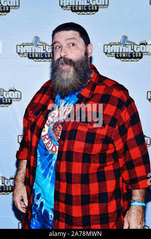 19. Oktober 2019 - Hamilton, Ontario, Kanada. Pensionierte wrestling Legende Mick Foley (am Besten unter den Ring Name der Menschheit bekannt) an der Hamilton Comic Con an der kanadischen Warplane Heritage Museum. Photo Credit: Brent Perniac/AdMedia/MediaPunch Stockfoto