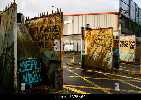 Politische Wandmalereien in Belfast, Nordirland, Vereinigtes Königreich Stockfoto