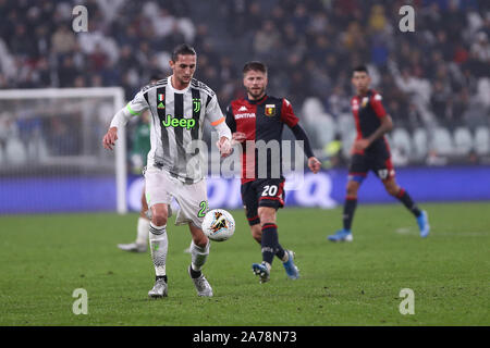 Torino, Italien. 30. Oktober 2019. Italienische Serie A Juventus FC vs Genua CFC. Adrien Rabiot von Juventus Turin. Stockfoto