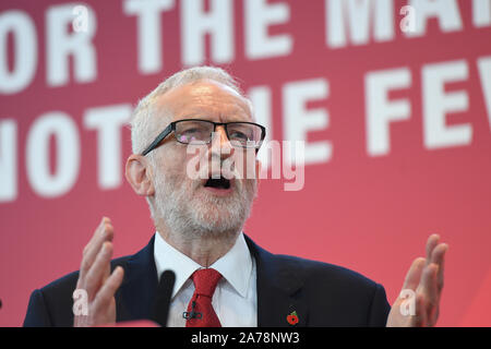 Der Führer der Jeremy Corbyn startet Bundestagswahlkampf der Labour Party an der Battersea Arts Centre, London. Stockfoto