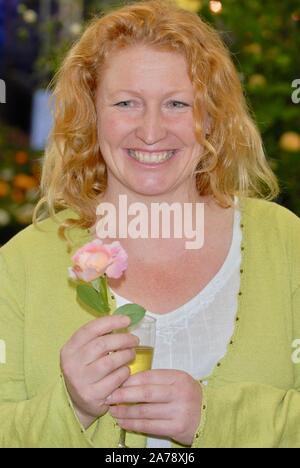 Charlie Dimmock. RHS Chelsea Flower Show, Royal Hospital, Chelsea, London. Großbritannien Stockfoto