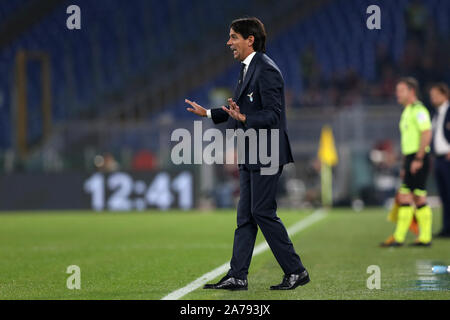 Rom, Italien. 30 Okt, 2019. Rom, Italien, 30. Oktober: Simone Inzaghi LazioÕs Trainer während der Serie ein Match zwischen SS Lazio Rom und Torino FC am Stadio Olimpico am 30. Oktober 2019 in Rom, Italien. (Foto von Giuseppe Fama/Pacific Press) Quelle: Pacific Press Agency/Alamy leben Nachrichten Stockfoto