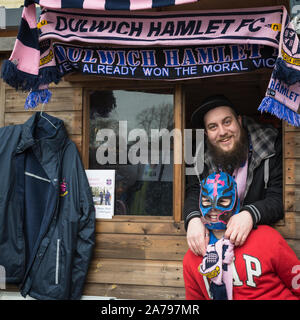 East Dulwich, London, UK, 21. März 2015. Dulwich Hamlet FC Stockfoto